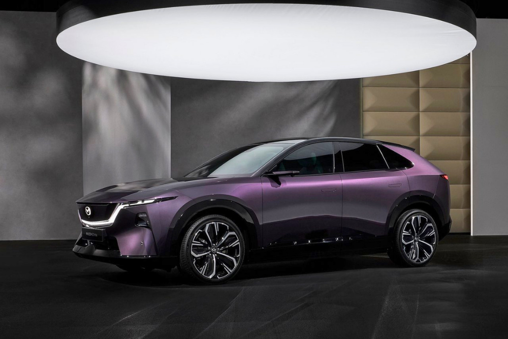 New Mazda CX-6e